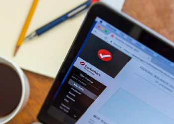 TurboTax vs. H&R Block tax software: Which One Is Better For You?