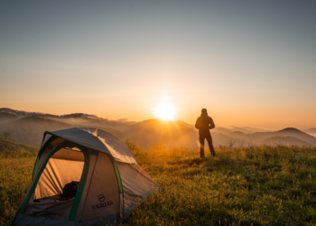 5 Essentials You Need on Your Next Camping Trip